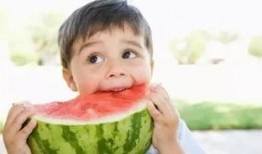 穿书吃瓜配角,配角逆袭之路