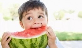 吃瓜小月月,网络红人的崛起与争议