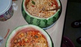 小瓜吃泡面,味蕾之旅，回忆满满