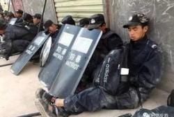 中国警察吃瓜,揭秘警界里的趣味日常