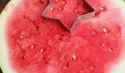 吃瓜自动吐籽,轻松一吃，籽儿自动吐出