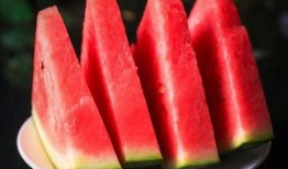 吃半个瓜升多少血糖,揭秘瓜类对血糖的影响