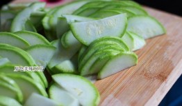 江西制造吃瓜,瓜果飘香，甜蜜事业蓬勃发展