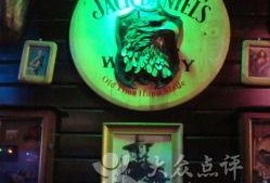 长沙骑士酒吧吃瓜dj,吃瓜DJ带你领略音乐与娱乐的狂欢之夜