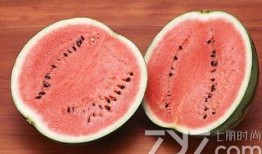 吃瓜自动吐籽,轻松一吃，籽儿自动吐出